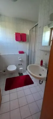 Ein Badezimmer in der Unterkunft Goldsteig 2 -Zweibettzimmer