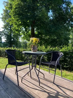 Ein Garten an der Unterkunft Falkner Turm