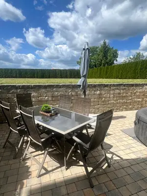 Ein Balkon oder eine Terrasse in der Unterkunft Villa Toscana Untersteinach