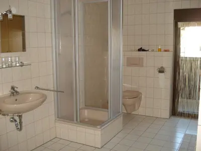 Ein Badezimmer in der Unterkunft Haus Steinwaldblick