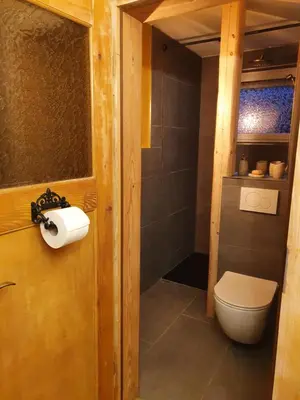 Ein Badezimmer in der Unterkunft Naturhaus am Wald im Erzgebirge