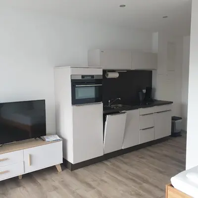 Küche/Küchenzeile in der Unterkunft Apartment mit Küche, 2 Einzelbetten, Dusche, Parkplatz, schnellem Internet, ADA3