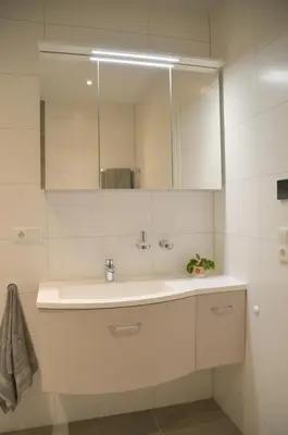 Ein Badezimmer in der Unterkunft Apartment mit Küche, 2 Einzelbetten, Dusche, Parkplatz, schnellem Internet, ADA3