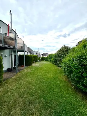 Ein Garten an der Unterkunft Kleines Idyll, Ruhig & erholsam - Peter M22 - Frankenwald Apartments