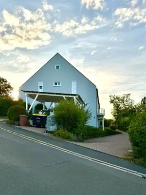 Das Gebäude in dem sich die Ferienwohnung befindet