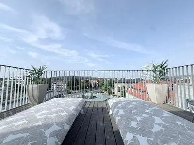 Ein Balkon oder eine Terrasse in der Unterkunft designAparts - I - Penthouse mit Dachterrasse