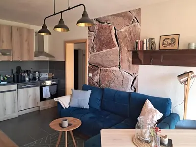 Küche/Küchenzeile in der Unterkunft Gemütliche Ferienwohnung mit Sauna und Balkon im Zentrum von Bad Elster