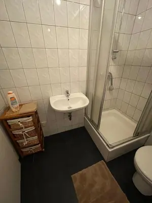 Ein Badezimmer in der Unterkunft Schönes Apartment mit Infrarot Sauna und Balkon 