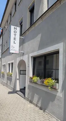 Das Gebäude in dem sich das Hotel befindet