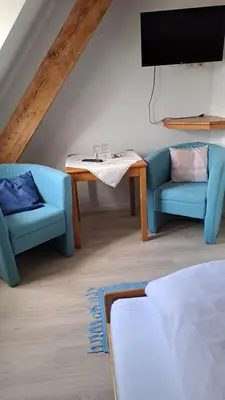 TV/Unterhaltungsangebot in der Unterkunft Keller's Quartier im Burghotel