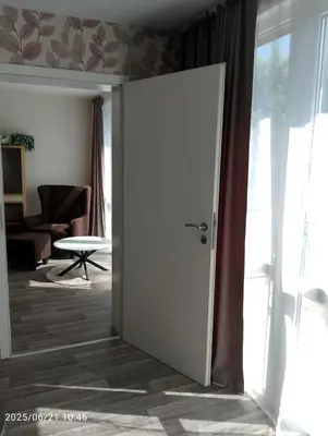 Ein Sitzbereich in der Unterkunft Familien FEWO mit Spielzimmer Balkon nahe Freizeitpark Plohn DZ eigenes Bad Küche gratis Kaffee Frühstückskorb auf Anfrage