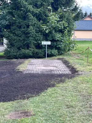 Ein Garten an der Unterkunft NEU! Vogtland Herberge Grünbach
