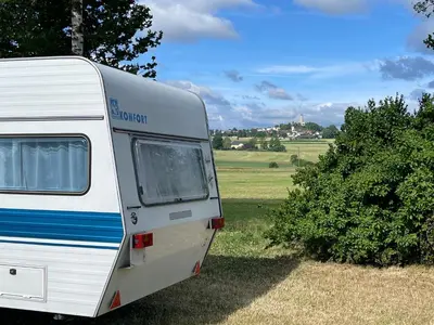 Naturlandschaft in der Nähe des Campingplatzes