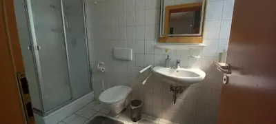 Ein Badezimmer in der Unterkunft Goldsteig 3 - Doppelzimmer