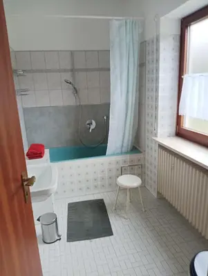 Ein Badezimmer in der Unterkunft FEWO Schwunk