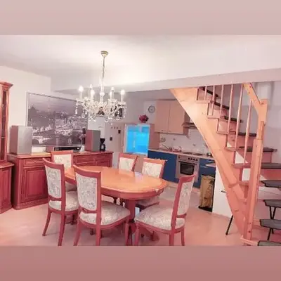 Wohnung im Zentrum Altstadtflair mit Holz und Stil