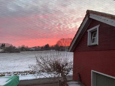 Blick auf den Sonnenuntergang/Sonnenaufgang von der Ferienwohnung aus oder aus der Nähe