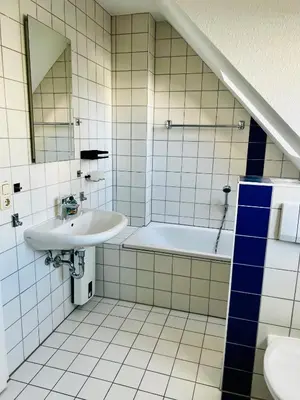 Ein Badezimmer in der Unterkunft Charmante, offene Wohnung in zentraler Lage