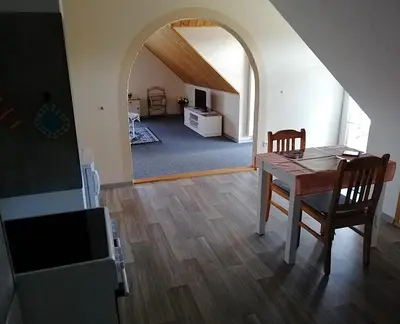 Ein Sitzbereich in der Unterkunft Ferienwohnung Linden