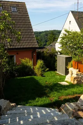 Ein Garten an der Unterkunft Ferienhaus Kronprinz