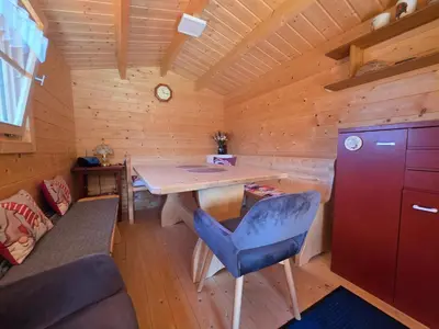 Ein Sitzbereich in der Unterkunft Ferienwohnung Am Bärenstein, Fränkische Schweiz