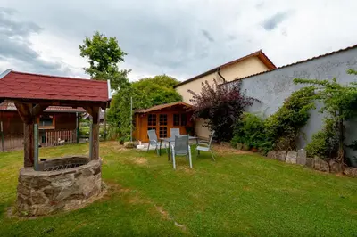 Ein Garten an der Unterkunft Eslarner Zoiglstum beim Strehern
