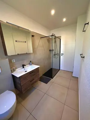 Ein Badezimmer in der Unterkunft Ferienwohnung mit Dachterrasse