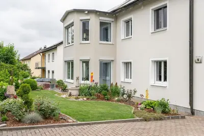 Ein Garten an der Unterkunft Ferienwohnung Putzer