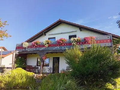 Ein Garten an der Unterkunft Ferienwohnung Baumann Alois