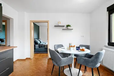 Ein Sitzbereich in der Unterkunft Knappenstube
