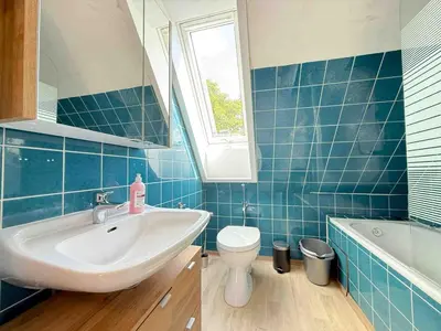 Ein Badezimmer in der Unterkunft SWF123 gemütliche Monteurwohnung