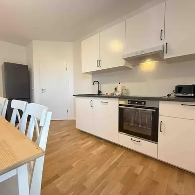 AM1237 moderne Monteurwohnung mit Balkon