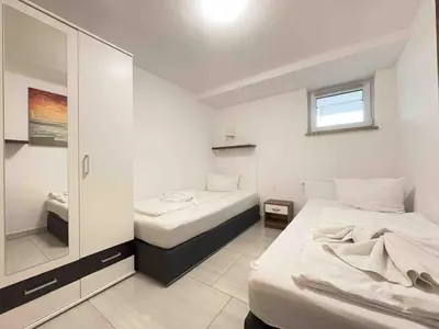 Ein Bett oder Betten in einem Zimmer der Unterkunft STB115 praktische Monteurwohnung