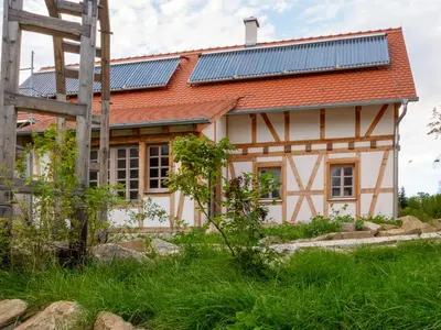 Ein Garten an der Unterkunft Naturdorf Bärnau