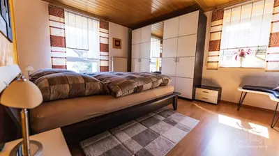 Ein Sitzbereich in der Unterkunft Ferienwohnung an der Wilden Rodach