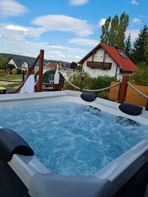 Der Swimmingpool an oder in der Nähe von Tiny-Hohenberg