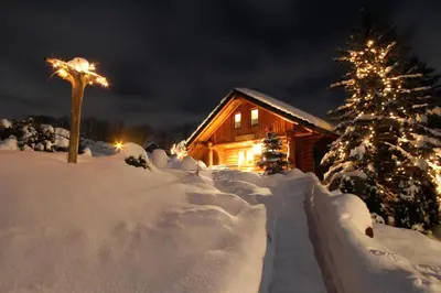 Märchenhafte Ferienhäuser im Winter