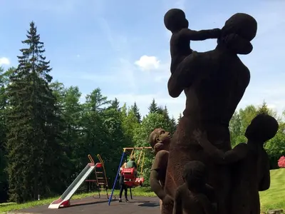 Ein Kinderspielbereich in der Unterkunft Sonnenhof