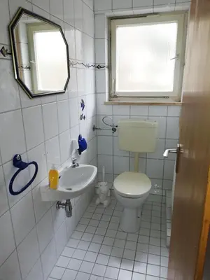 Ein Badezimmer in der Unterkunft Wohnung für Arbeiter und Monteure bis 7 Personen