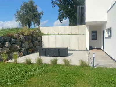 Ein Garten an der Unterkunft Lifestyle Cube House Appartment 4