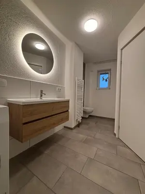 Ein Badezimmer in der Unterkunft Modern apartment with feel-good factor