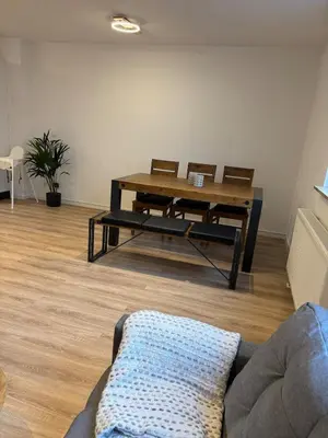 Ein Sitzbereich in der Unterkunft Modern apartment with feel-good factor