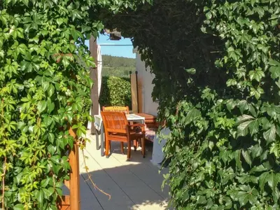 Ein Garten an der Unterkunft Böhmerwaldnest