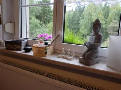 Ein Garten an der Unterkunft Holiday Home am Wald mit Sauna by Interhome