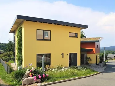 Das Gebäude in dem sich die Ferienwohnung befindet