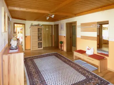 Ein Bett oder Betten in einem Zimmer der Unterkunft Apartment Komfortable Ferienwohnung mit Garten und Grill by Interhome