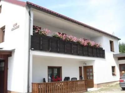 Ein Balkon oder eine Terrasse in der Unterkunft Apartment Haus Steinwaldblick by Interhome