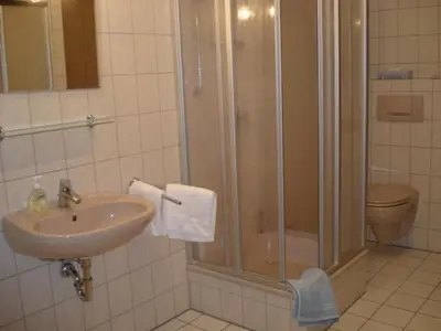 Ein Badezimmer in der Unterkunft Apartment Haus Steinwaldblick by Interhome