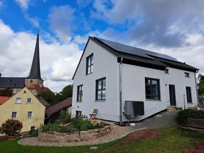 Das Gebäude in dem sich die Ferienwohnung befindet