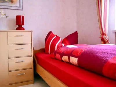 Ein Bett oder Betten in einem Zimmer der Unterkunft Apartment Große Wohnung in Weißenstadt by Interhome